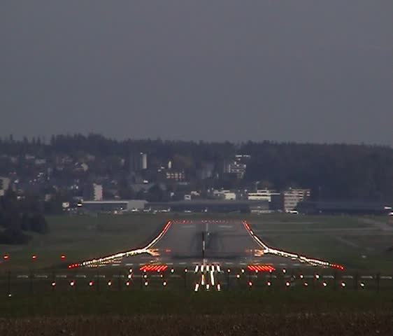 passenger jet on short final