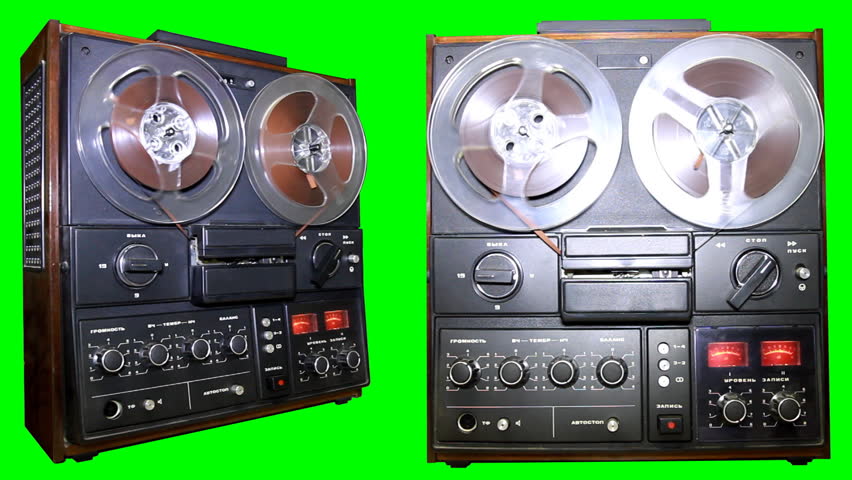 Chroma key Old Reel Audio Recorder on the green screen