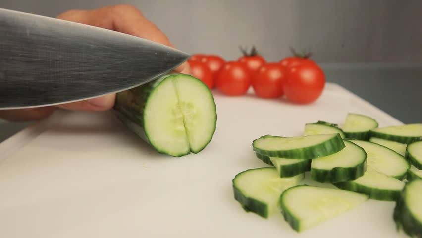 Cutting cucumber