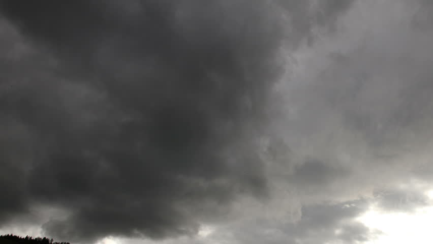 Fantastic Clouds Timelapse with godrays