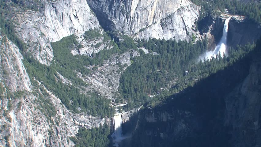 Yosemite National Park, spanning eastern portions of Tuolumne, Mariposa and Madera counties in east central California, "united states".