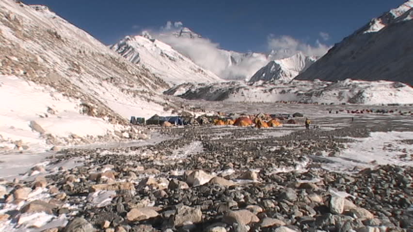 Climbing walking back to Everest base camp