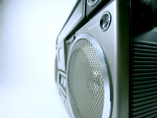 ghetto blaster spins