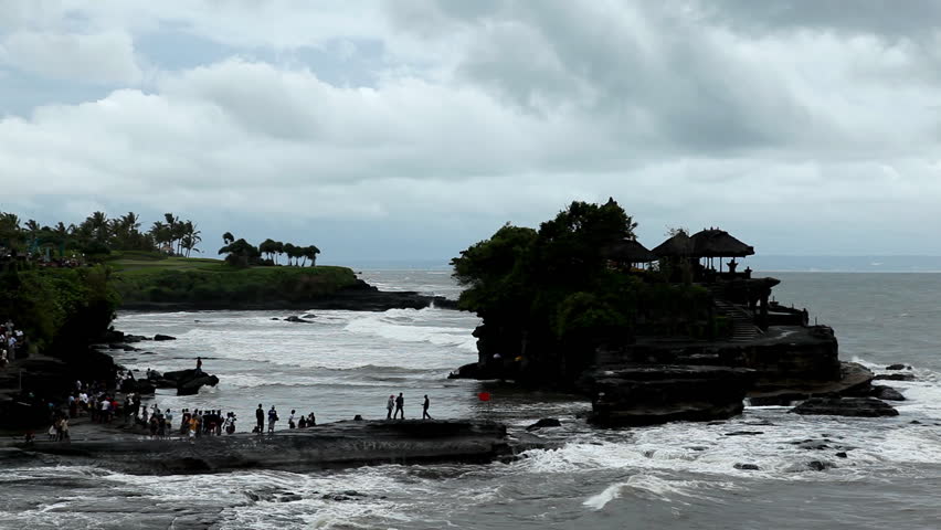 Pura Tanah Lot Hindu Temple, Tabanan, Bali, Indonesia