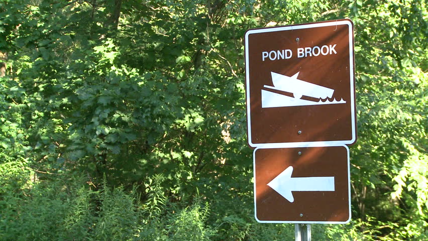 Sign to the Pond Brook