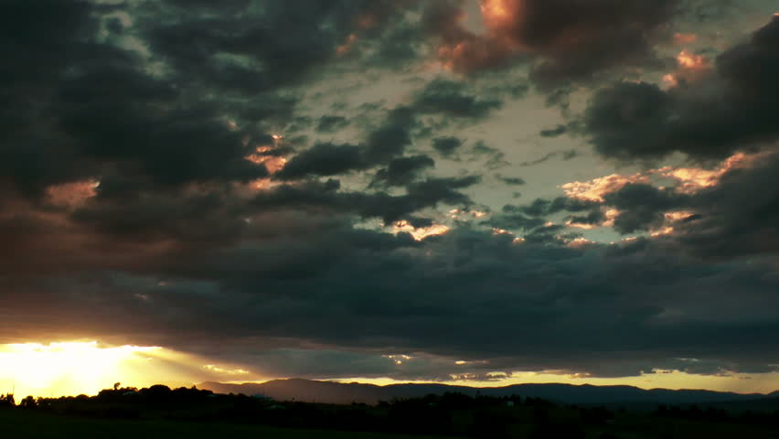 TIME-LAPSE An Australian sunset in the country side.