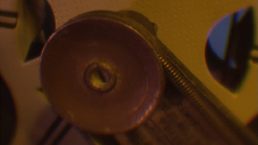 Projector winding gear