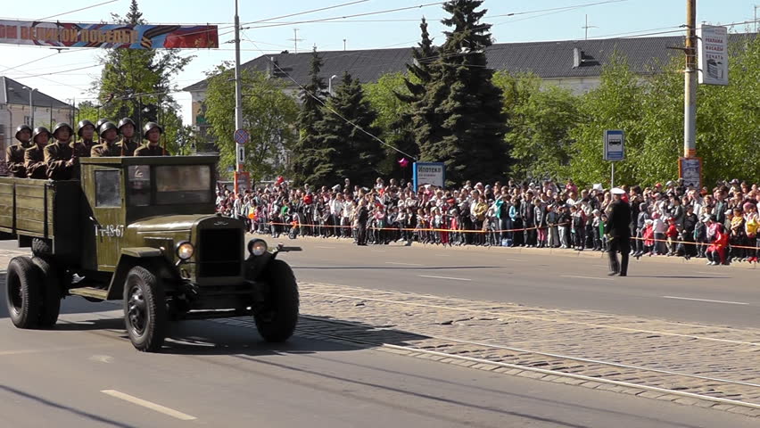 KALININGRAD, RUSSIA - MAY 9: Military parade in Kaliningrad - dedicated to 67th anniversary of victory at Great Patriotic War. May 9, 2012 Kaliningrad, Russia