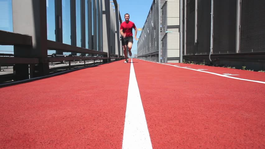 Sportive man short distance run