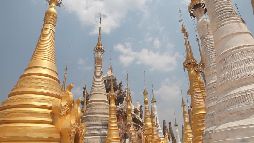Pagoda Indein, Inle lake, Myanmar