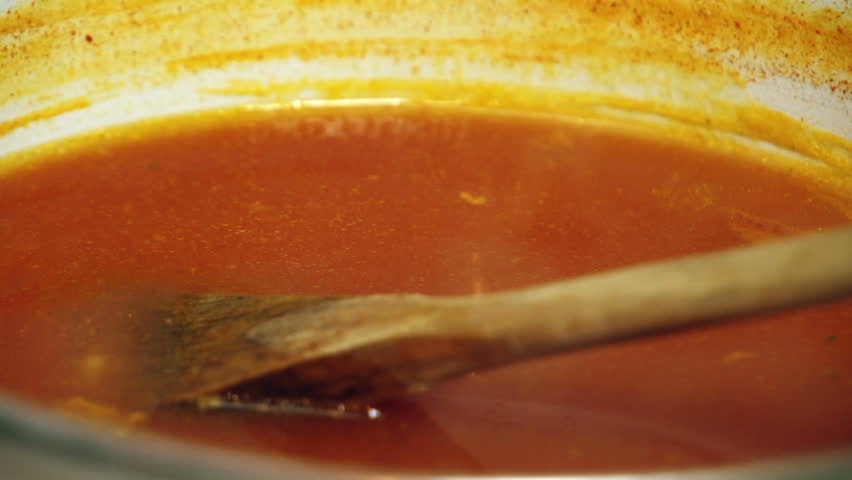 Super 35mm camera - cooking tomato soup