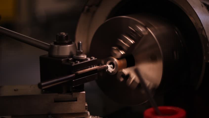 machining metal rod with metal Lathe