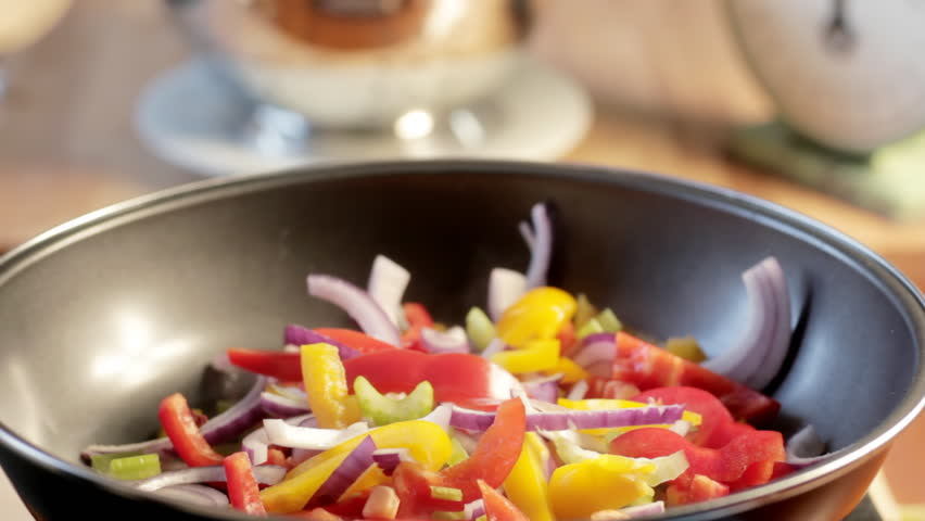 Stir frying vegetables