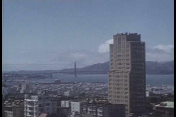 1940s - Home movie shots of San Francisco streets and landmarks in 1941.