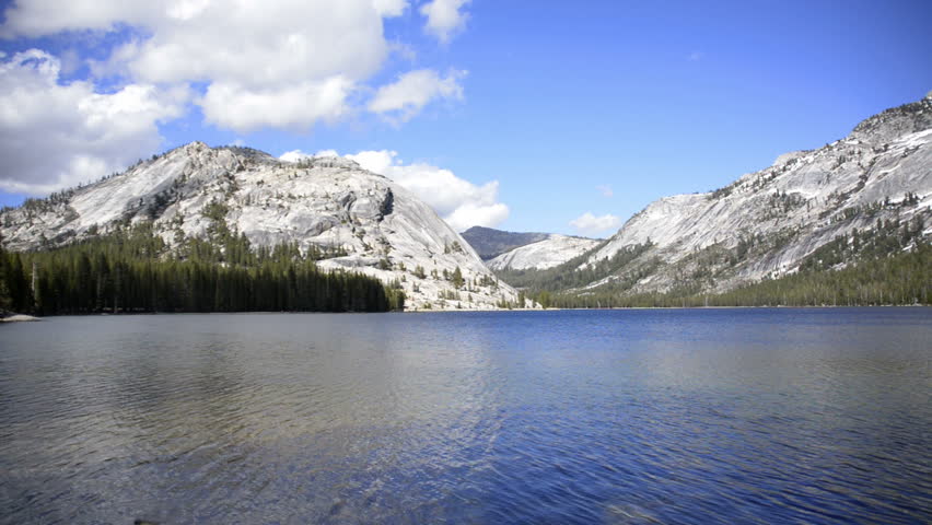 Yosemite LM82 Teneya Lake