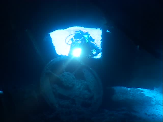 Malta underwater ship wreck diving