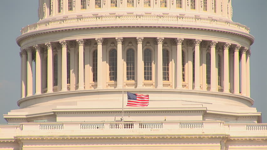 US Capitol - close tilt up