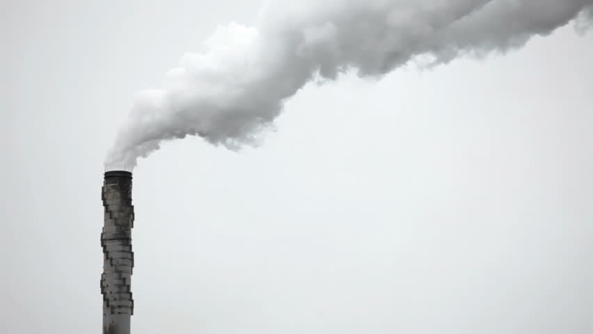 Smoke stack spewing out air pollution
