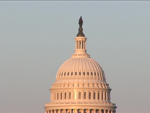 US Capitol tilt down