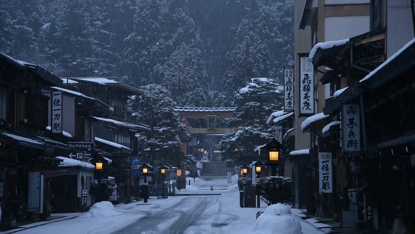 What can you do in winter in japan