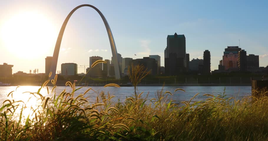 Gateway Arch in St. Louis, Missouri image - Free stock photo - Public ...