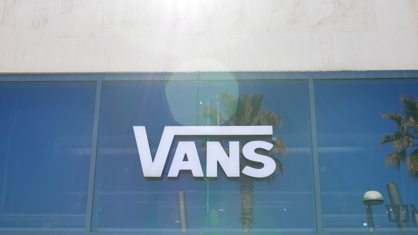 vans tel aviv