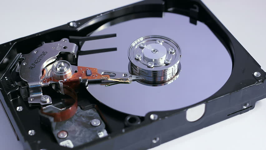 Disk com. HDD 2н83. Кофейный столик из жесткого диска. Жидкий жесткий диск. Стол из жестких дисков.