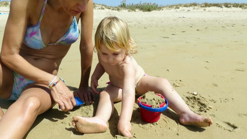 Дети Нудисты И Их Родители Фотоальбомы