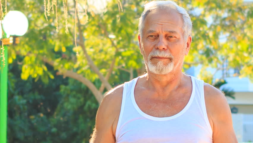 Resultado de imagem para european old man