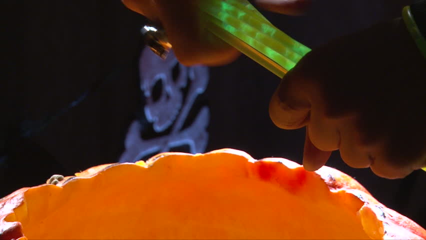 bend flex green glow sticks and put it into jack lantern halloween decoration in the - Glow Stick Halloween Decorations bend flex green glow sticks and put it into jack lantern halloween decoration in the - Glow Stick Halloween Decorations