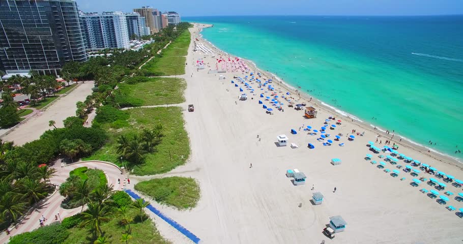 South Beach, Miami Beach. Florida. Atlantic Ocean. Stockvideos & Filmmaterial 23741248