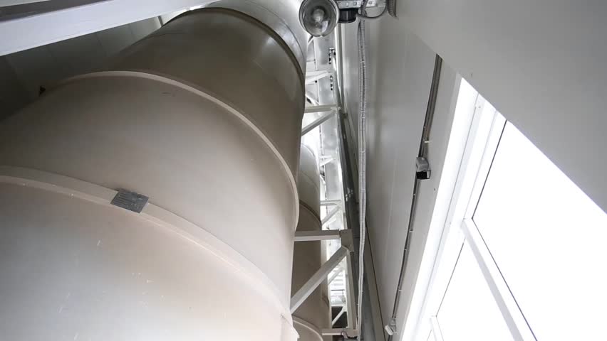 Header of granary