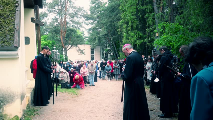 Header of pontiff