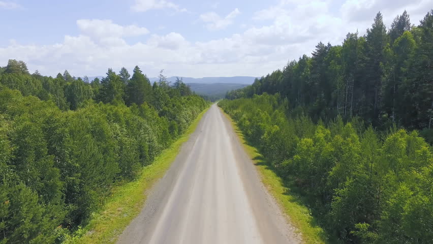 Roadway into the mountains at the Horizon image - Free stock photo ...