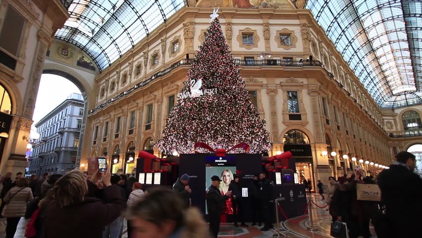 Image result for vittorio emanuele II gallery, milan christmas tree