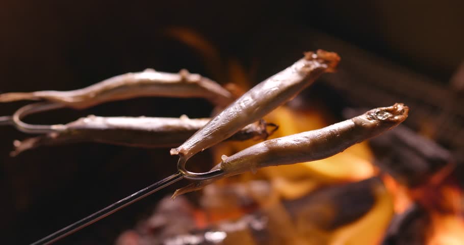 Header of capelin