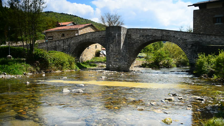Resultado de imagen de el puente de la rabia