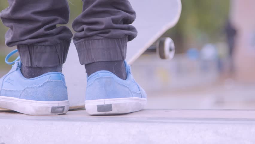 Header of subculture