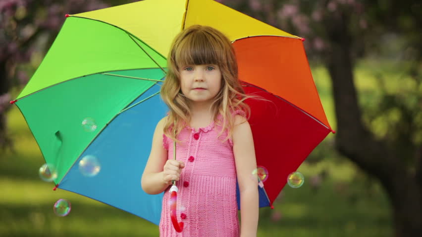 Little Kid With Umbrella Laughing 库存影片视频 100 免版税 3889895 Little Kid With Umbrella Laughing 库存影片视频 100 免版税 3889895 Shutterstock