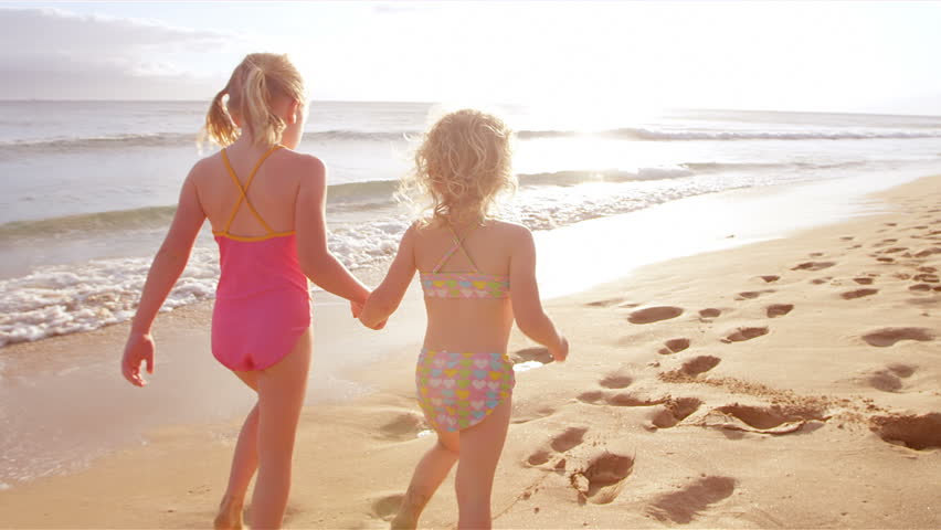 video-of-girls-on-beach