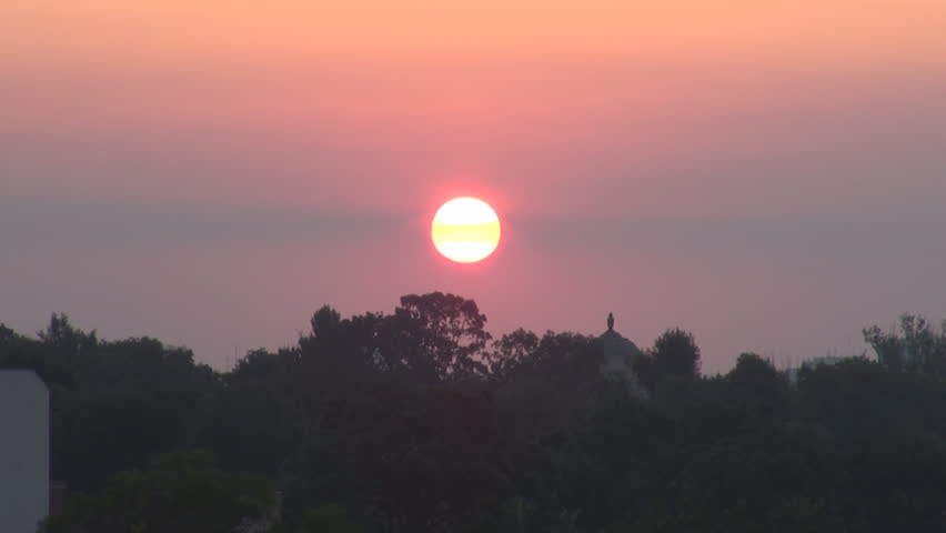 to grow light as the sun rises 4 letter word