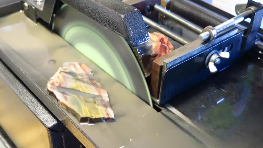 Header of lapidary