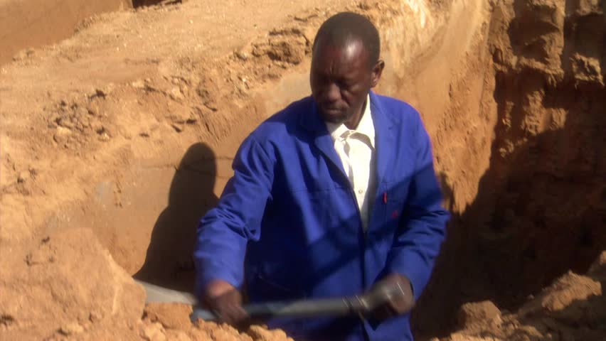 Header of gravedigger