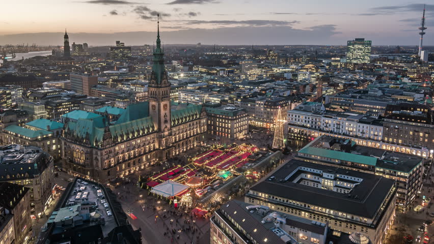 city-of-hamburg-on-the-river-elbe-at-night-image-free-stock-photo