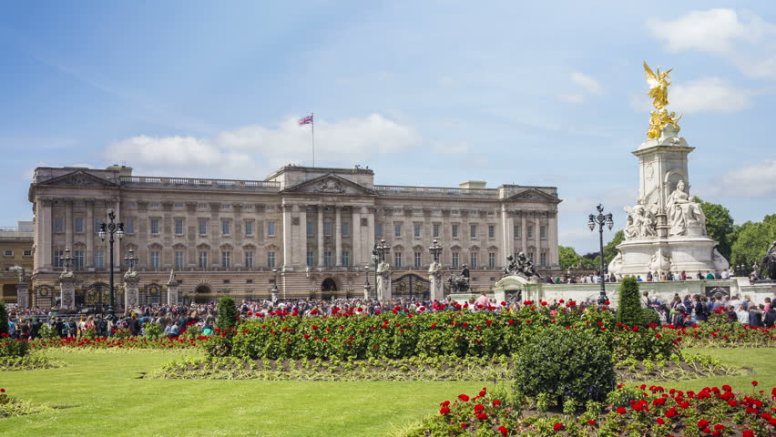 London Landmark Buckingham Palace Victoria Memorial Elizabeth Queen ...